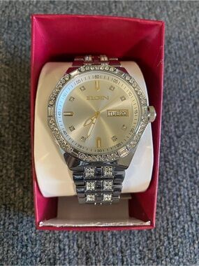 New in box Elgin Silver Tone Crystal Accent Watch 100ft water resistant